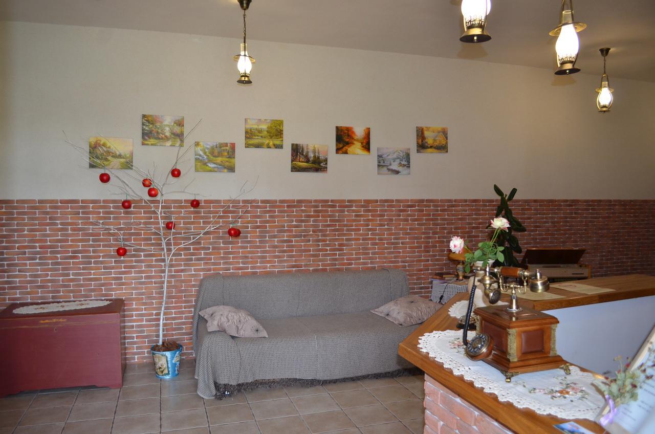 Motel Chalet Vita-Pochtovaya Bagian luar foto